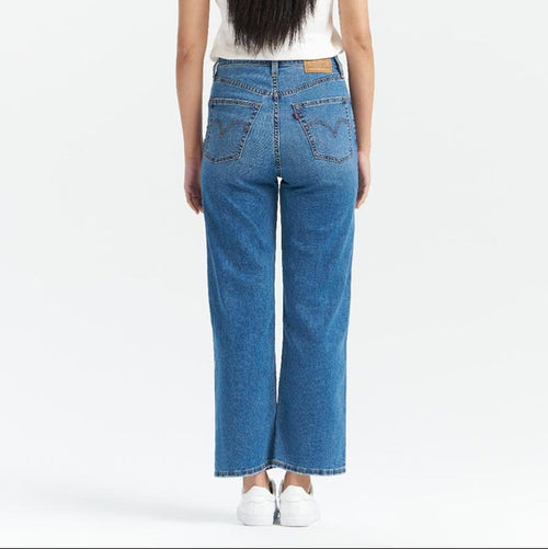 Women's high rise straight leg cropped jeans