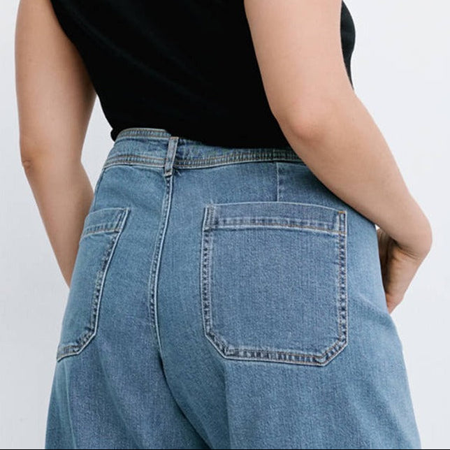 Women's high waisted wide leg jeans